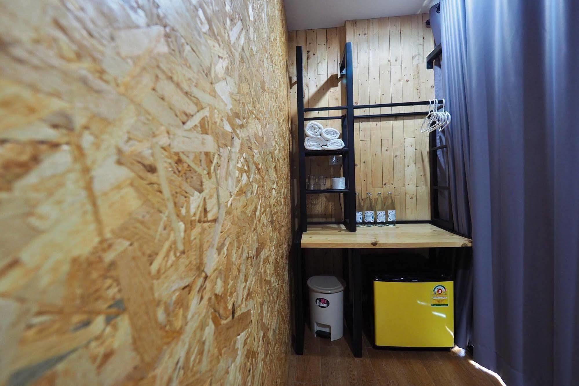 Fellow Hostel Τσιάνγκ Μάι Εξωτερικό φωτογραφία