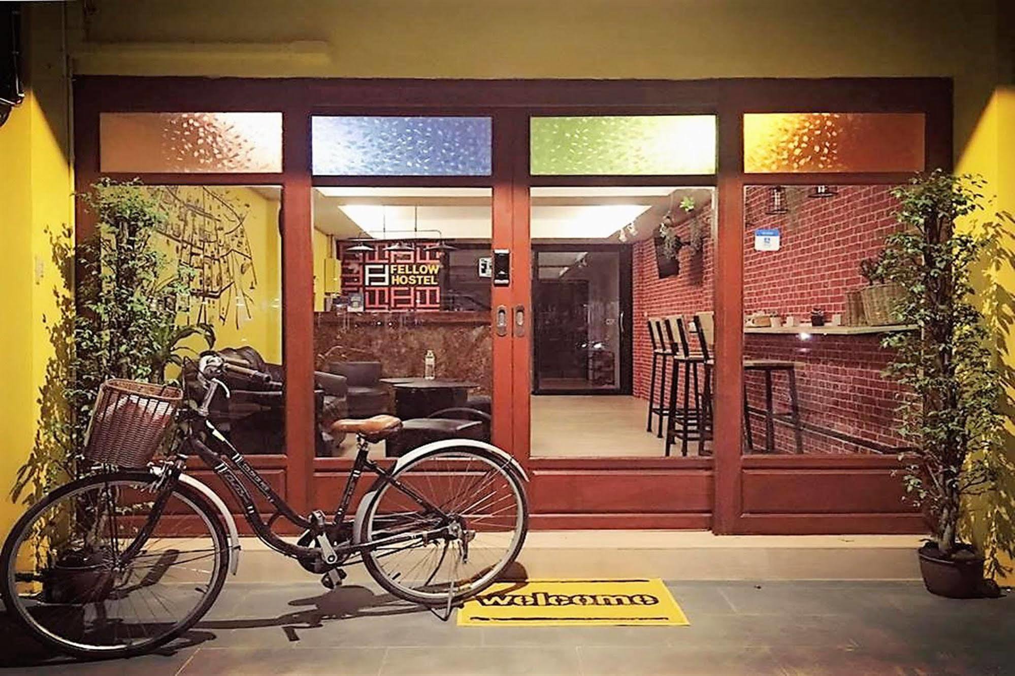 Fellow Hostel Τσιάνγκ Μάι Εξωτερικό φωτογραφία